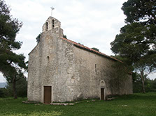 Crkva Sv. Roka – Rogovo  spominje se kao kraljevsko imanje sa selom i dvorom iz 11. stoljeća